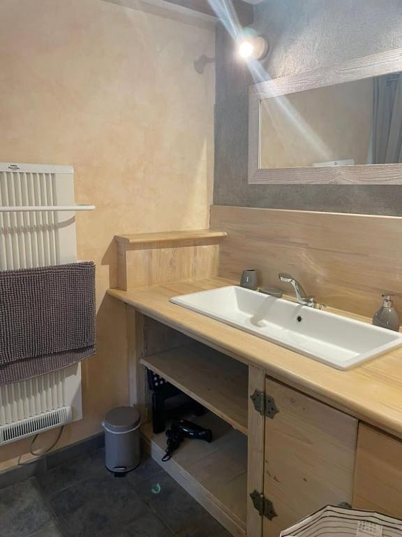 Domaine Saint Claude - Gite , Chambres D'Hotes & Hebergement Insolite Malleval Luaran gambar