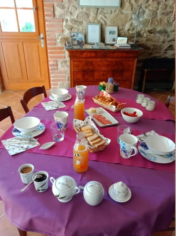 Domaine Saint Claude - Gite , Chambres D'Hotes & Hebergement Insolite Malleval Luaran gambar