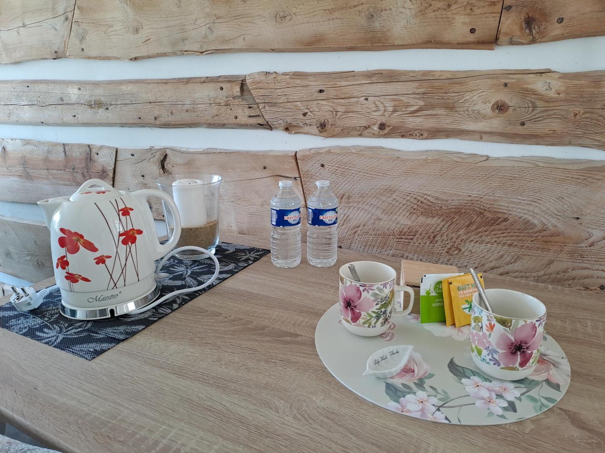 Domaine Saint Claude - Gite , Chambres D'Hotes & Hebergement Insolite Malleval Luaran gambar