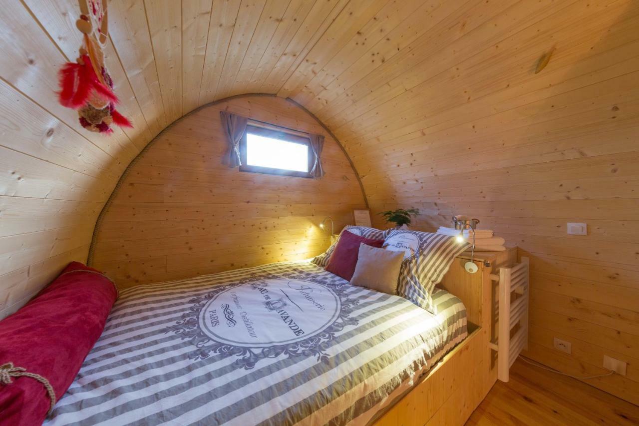 Domaine Saint Claude - Gite , Chambres D'Hotes & Hebergement Insolite Malleval Luaran gambar