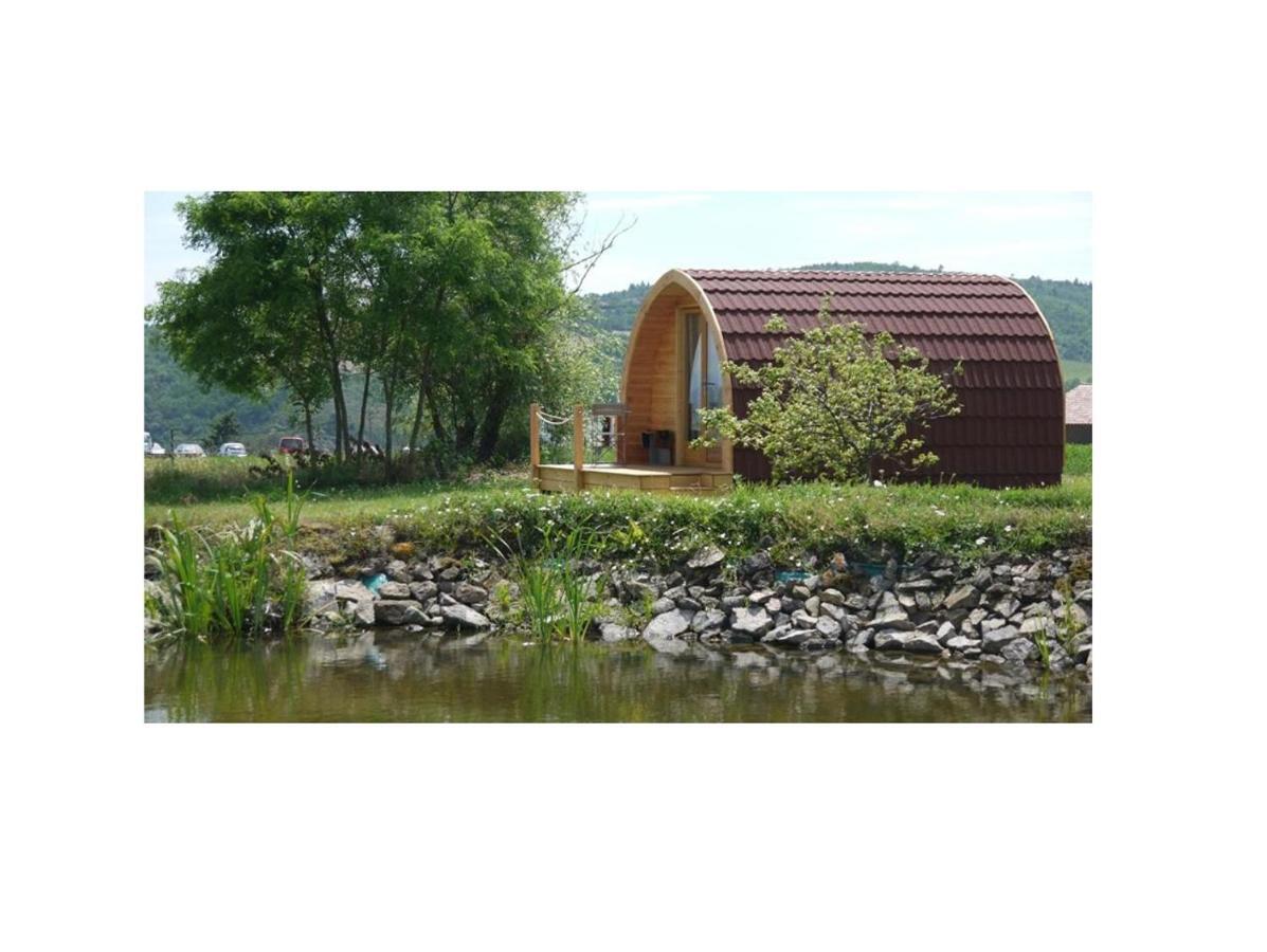 Domaine Saint Claude - Gite , Chambres D'Hotes & Hebergement Insolite Malleval Luaran gambar